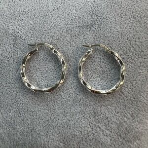 New 926 Italy Sterling Silver Silver Hoop Earrings